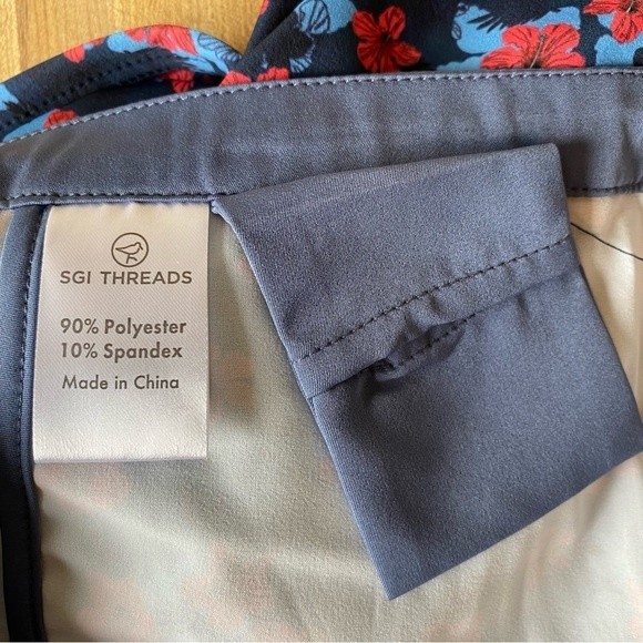 SGI THREADS Board Shorts Swim Trunks Red Floral Tropical Hibiscus Mens NWT - Picture 8 of 10